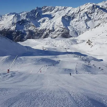 Le Petit Refuge Cervinia 아파트 *