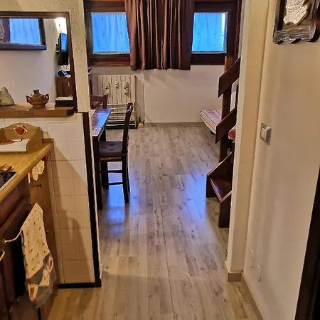 Le Petit Refuge Cervinia Apartament *